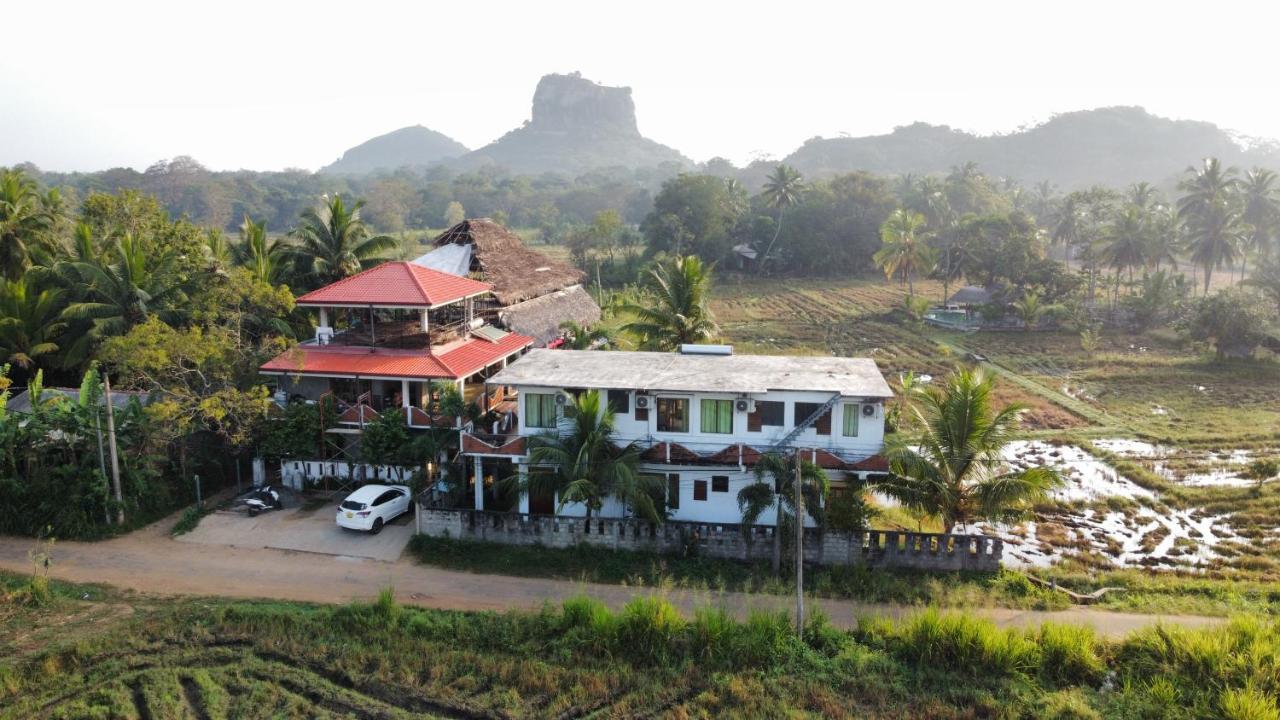 Nelu Resort Sigiriya Luaran gambar